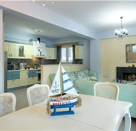 7 bedroom seaside villa with pool, Kassiopi, sleeps 13